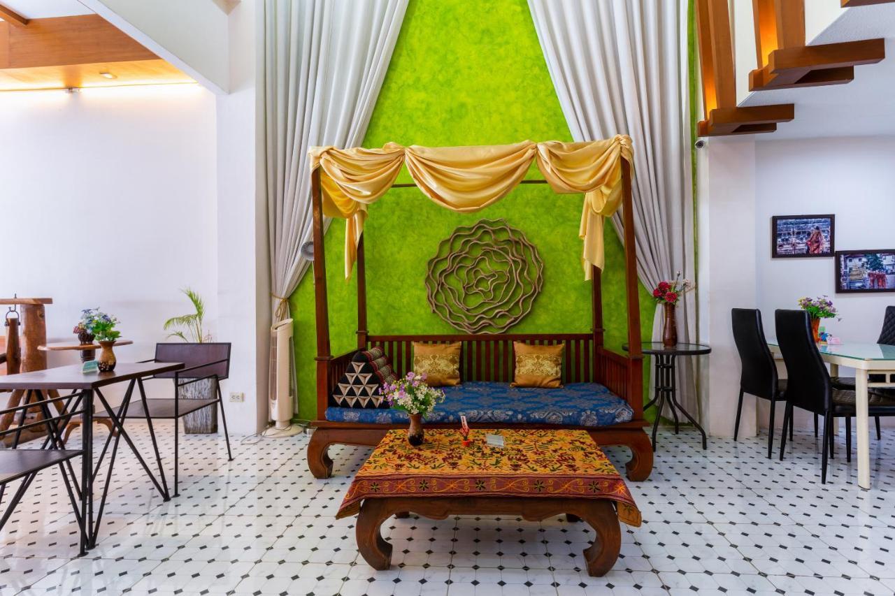 Oyo 1093 De Nawarat Chiang Mai Boutique Apartment Buitenkant foto